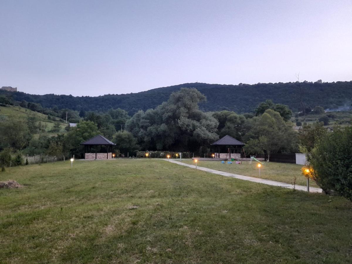 River Bank Apartments & Castle View Бихач Экстерьер фото
