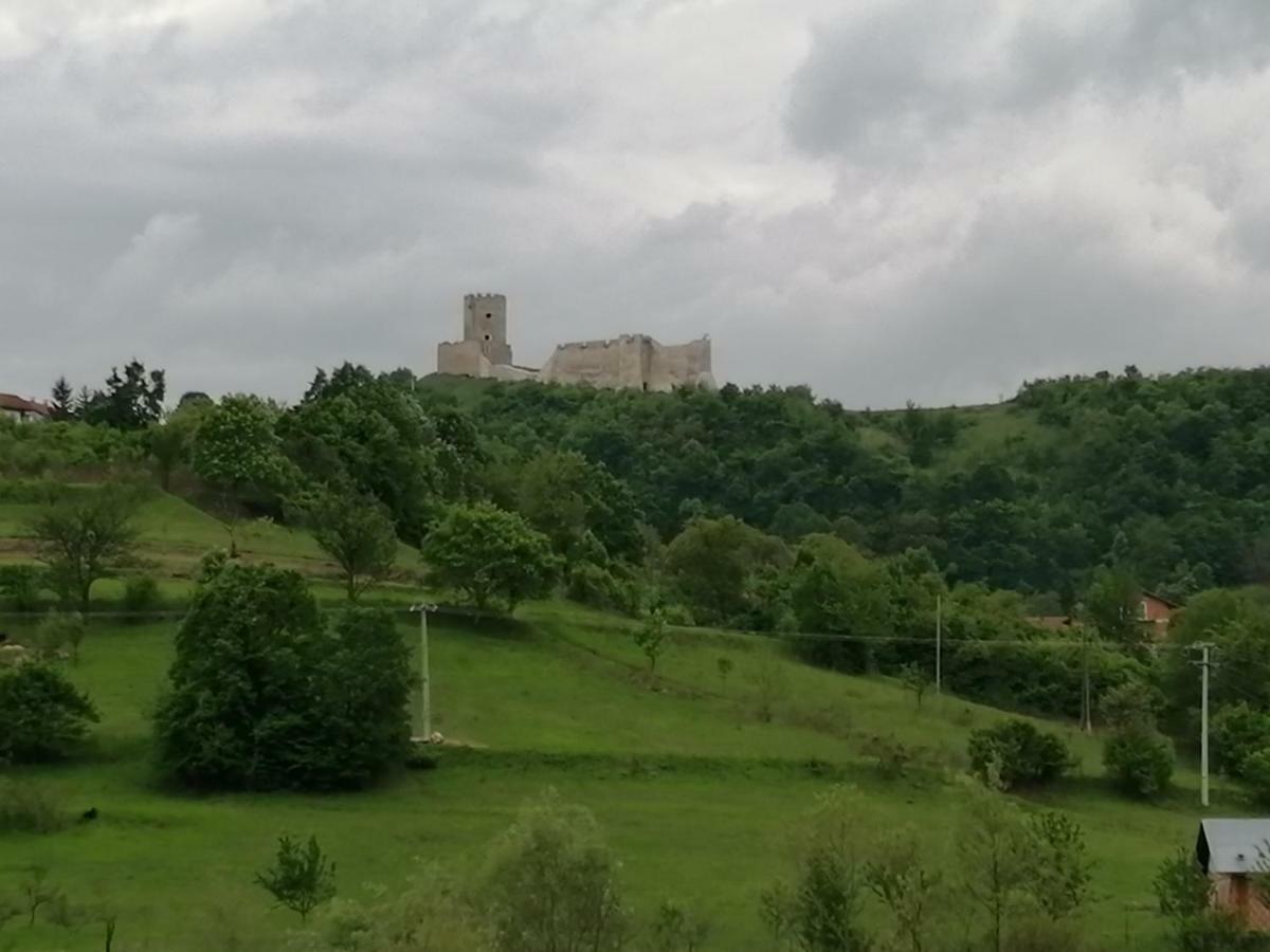 River Bank Apartments & Castle View Бихач Экстерьер фото